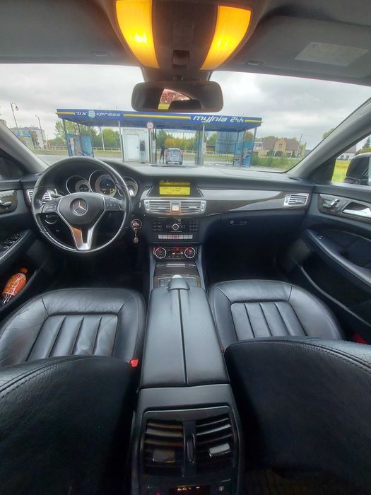 Mercedes CLS. Stan bardzo dobry. Zamiana.