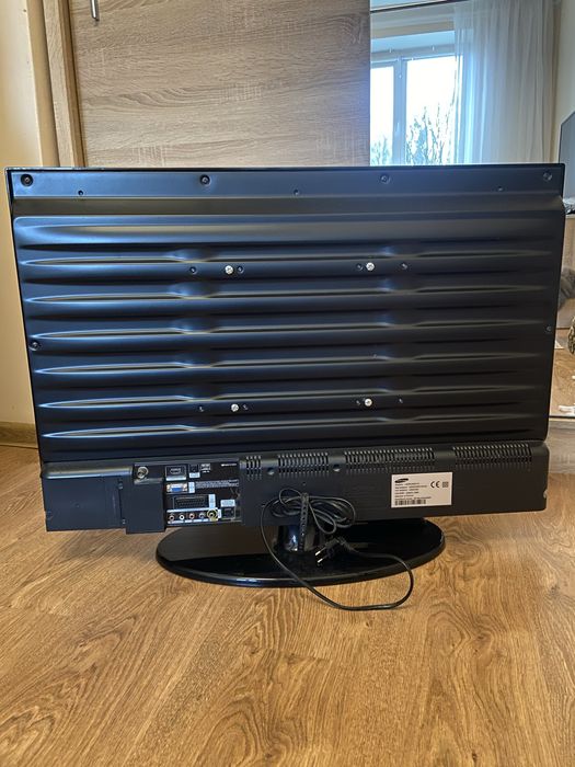 Продаю телевізор Samsung в дуже хорошому стані. Тільки самовивіз