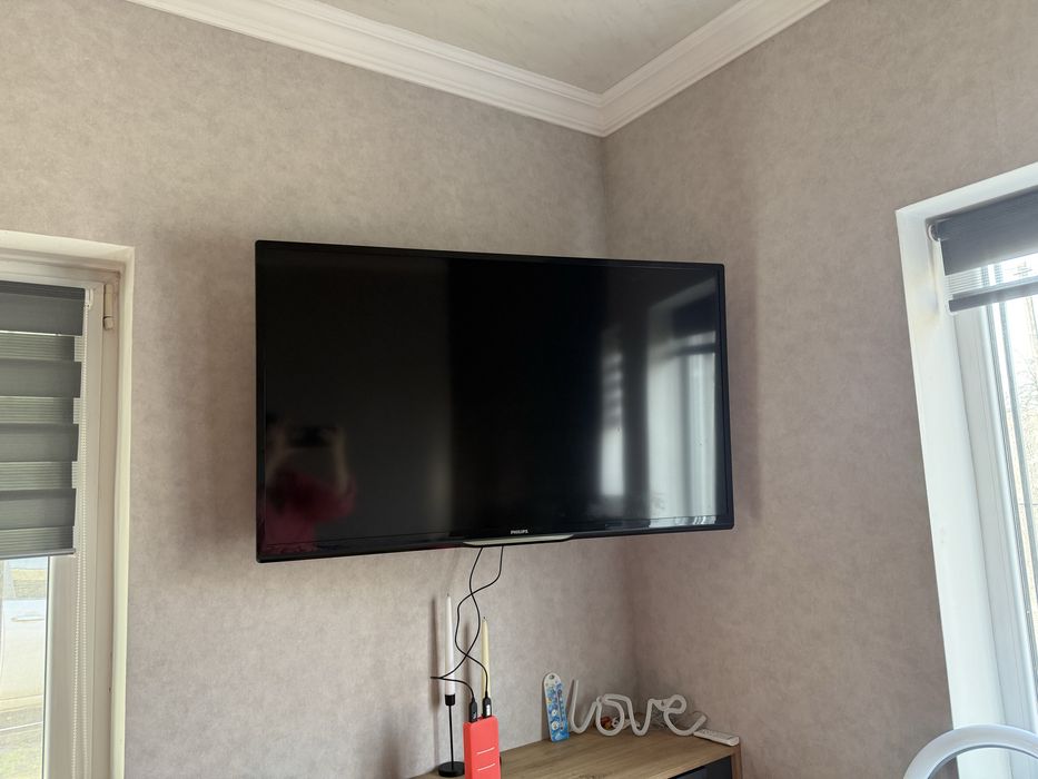 Продам телевизор Philips 48 дюймов