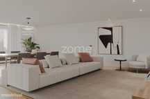 Apartamento T3 na Avenida da República, em Vila Nova de Gaia.