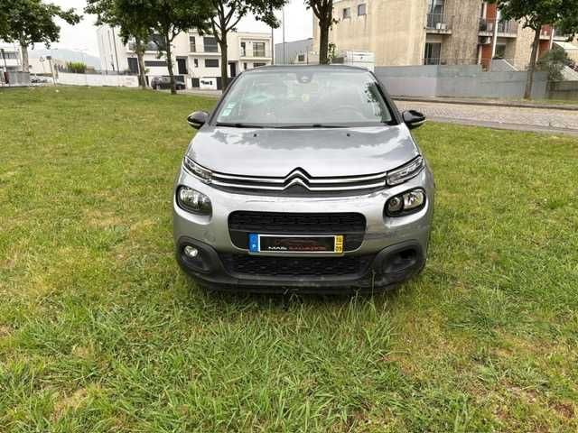 Citroën C3 1.2 PureTech Shine 83Cv