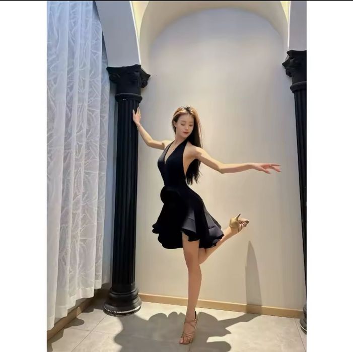 Сукня для бальних танців , латина