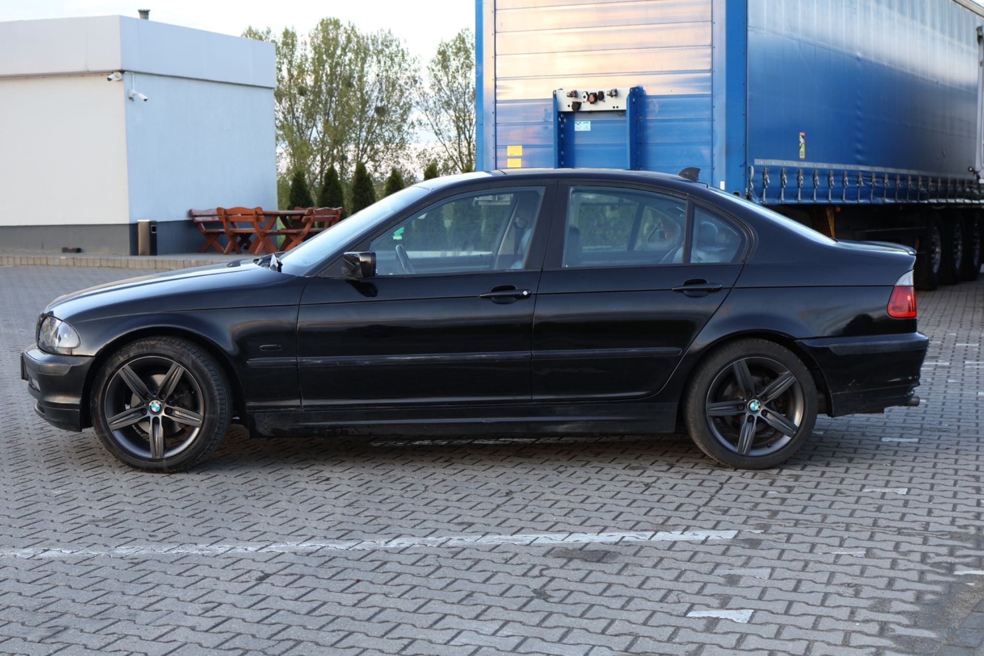 BMW E46 318i sedan 2000 r.