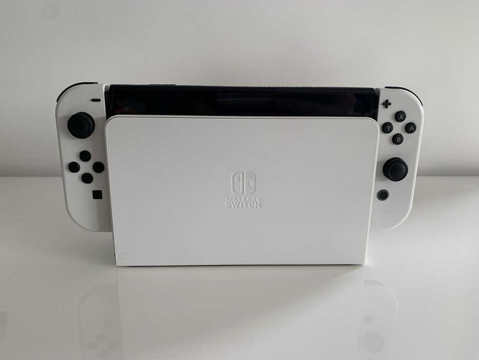 Consola Nintendo Switch versão oled