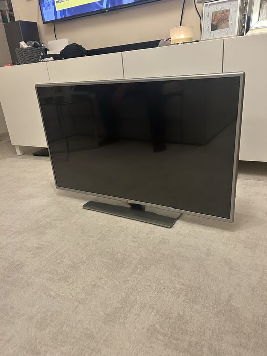 Telewizor LG 42 cale