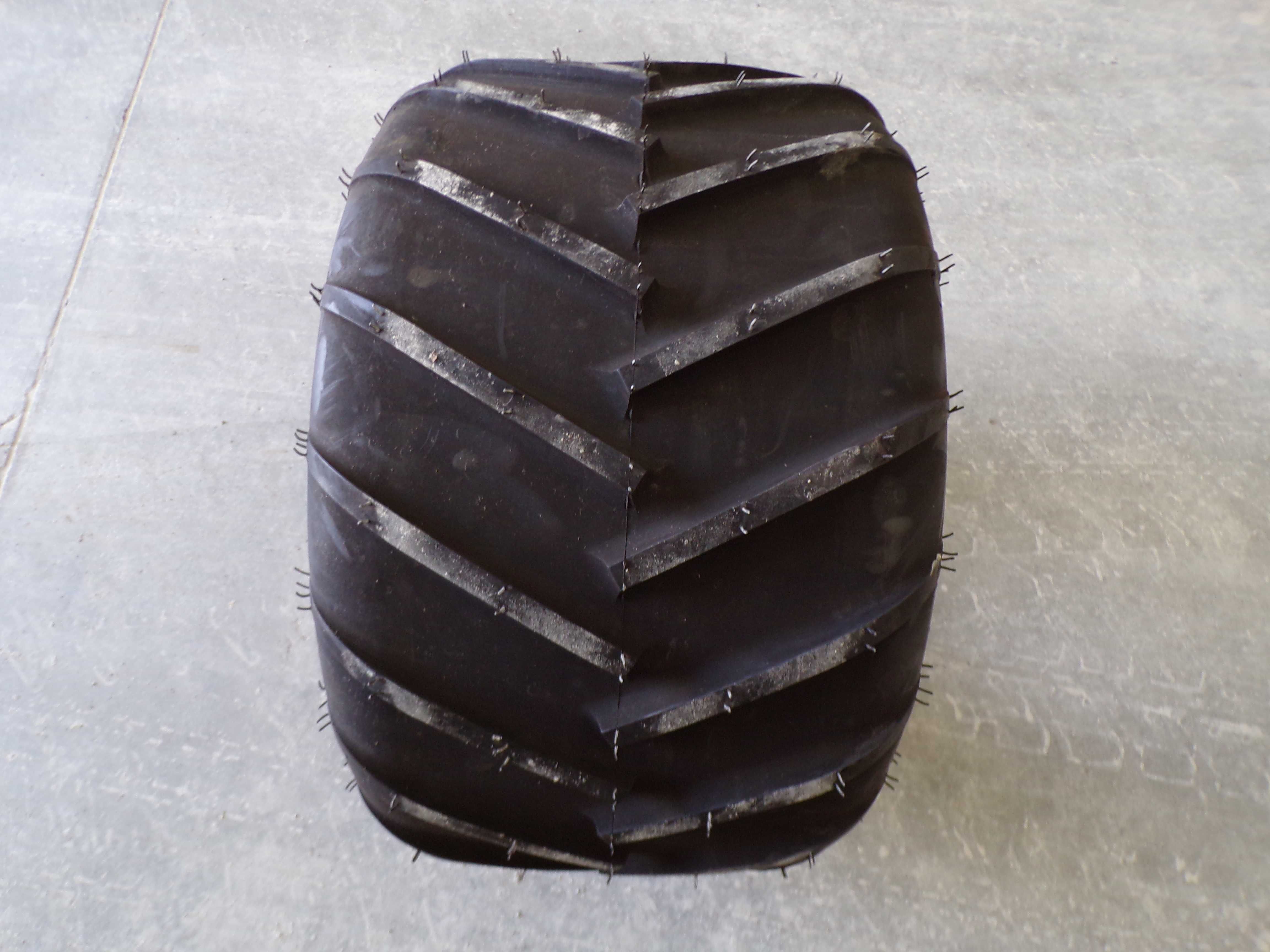 opona 24x12.00-12 Carlisle NHS AT101 (300 netto)
