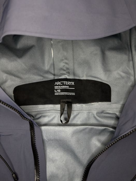 Kurtka Arc’teryx Alpha Sv Dark Stratus nowa L, M