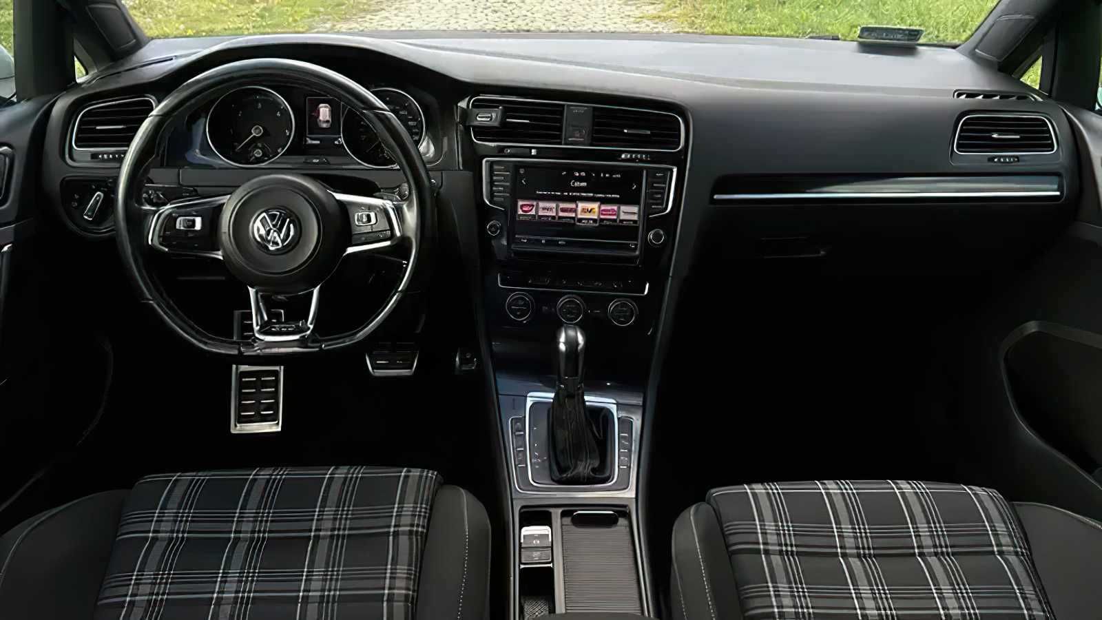 Volkswagen Golf VII 2.0 TDI BMT GTD DSG