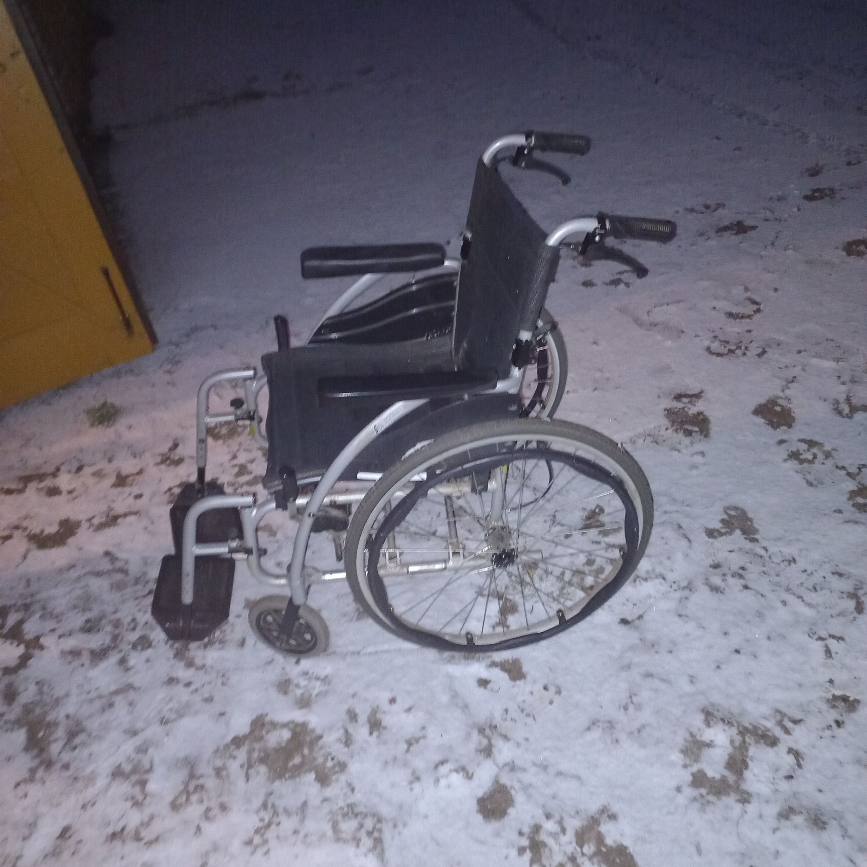 Sprzedam wózek inwalidzki