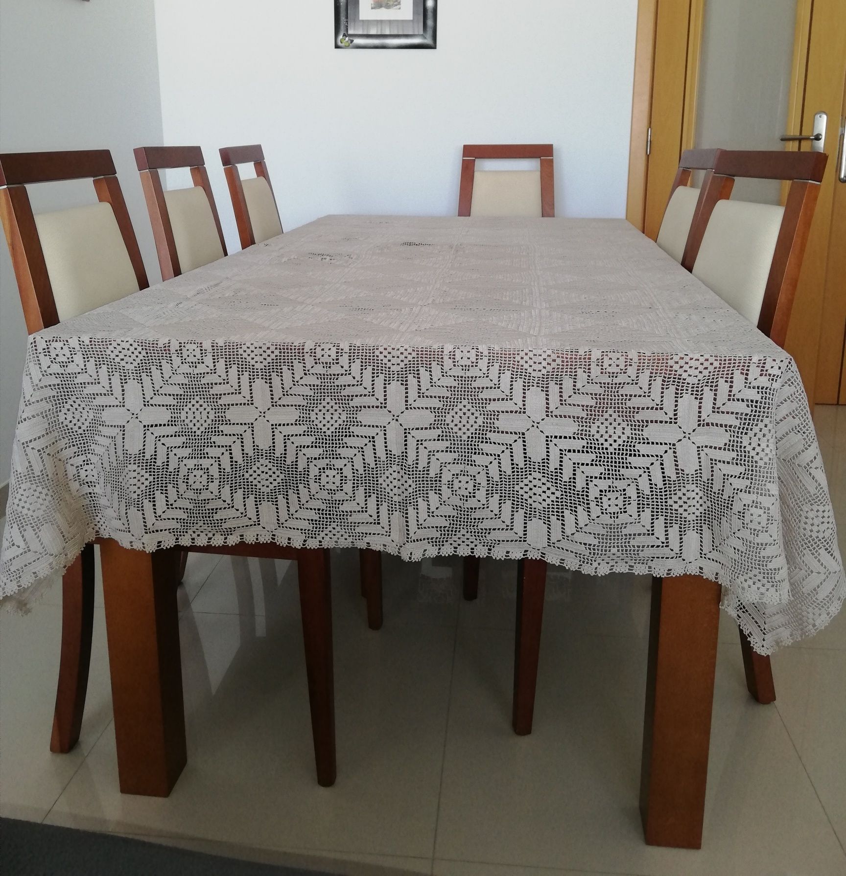 Toalha de mesa em renda