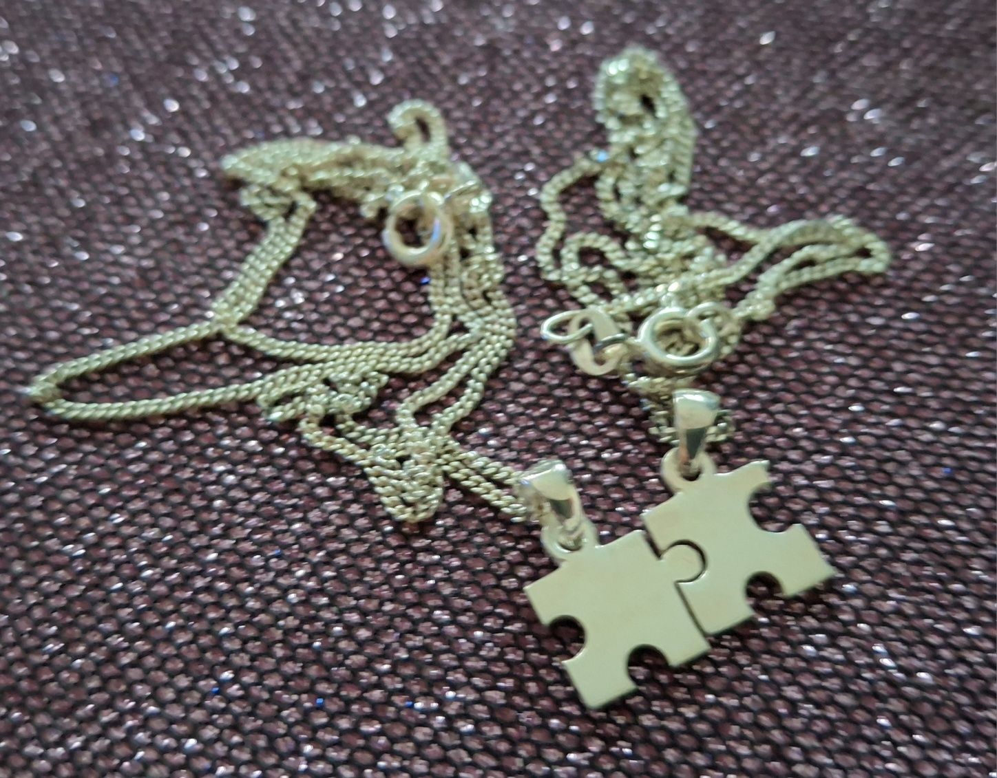 Łańcuszki puzzle srebrne wisiorki best friends dwie połówki jabłka