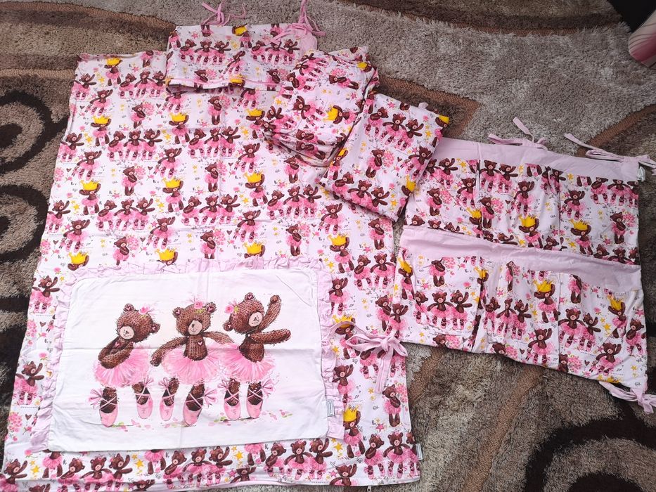 Komplet 7 części dla dziewczynki do łóżeczka