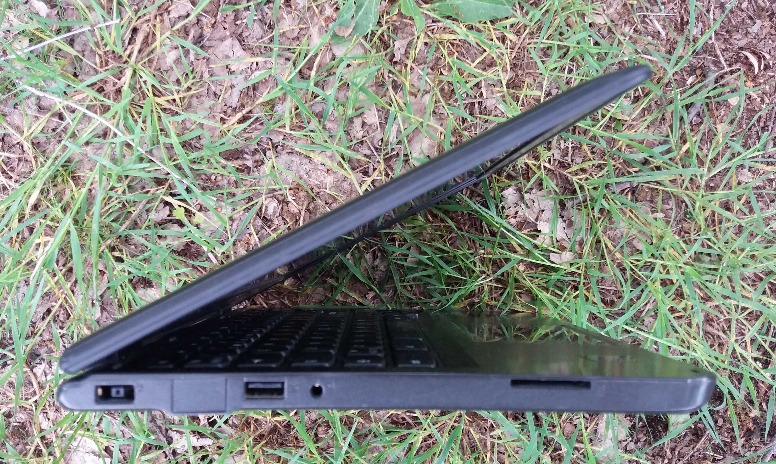 Chromebook Lenovo 11e 4x1,83GHz SSD HDMI zasilacz kamerka bat. 4,5h