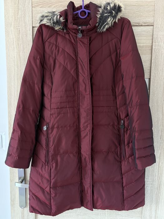 Kurtka puchowa zimowa bordowa burgundowa z kapturem płaszcz zimowy