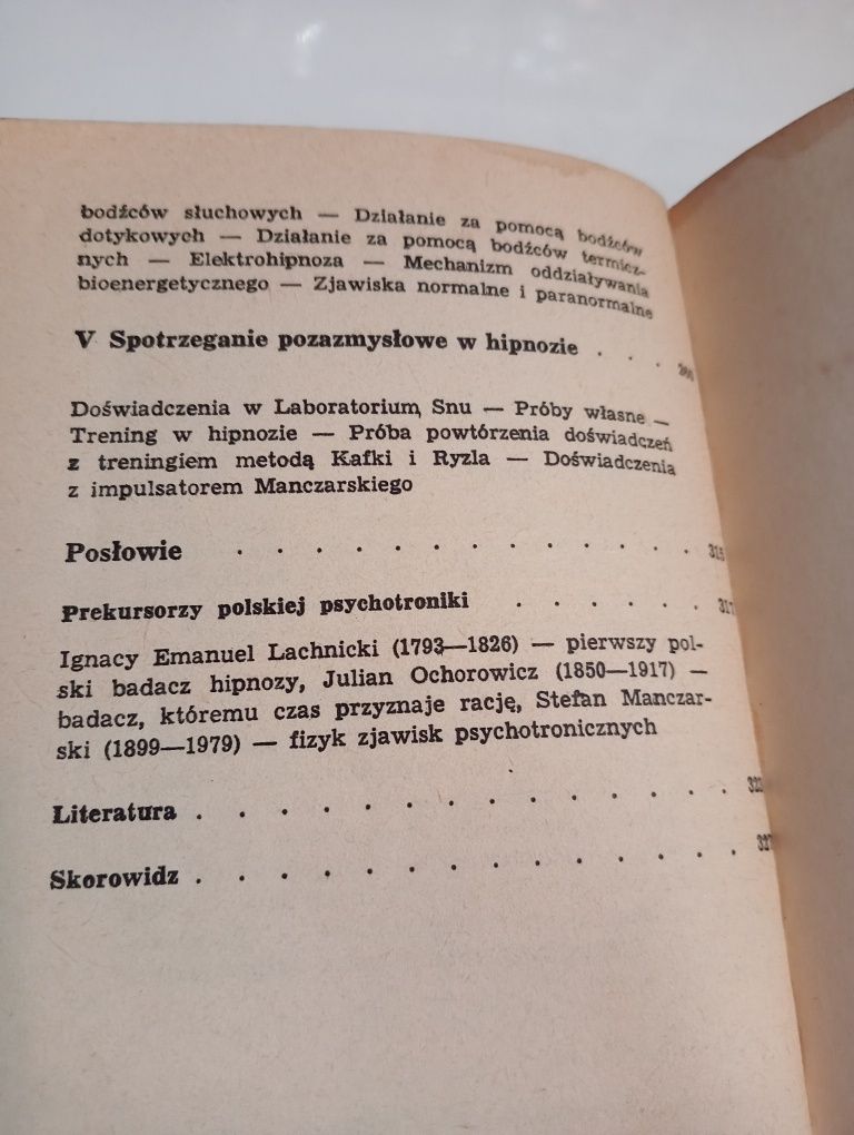 Od magii do psychotroniki L. E. Stefański, M. Komar