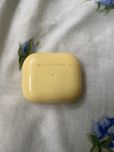AirPods (жовті) — стан майже новий