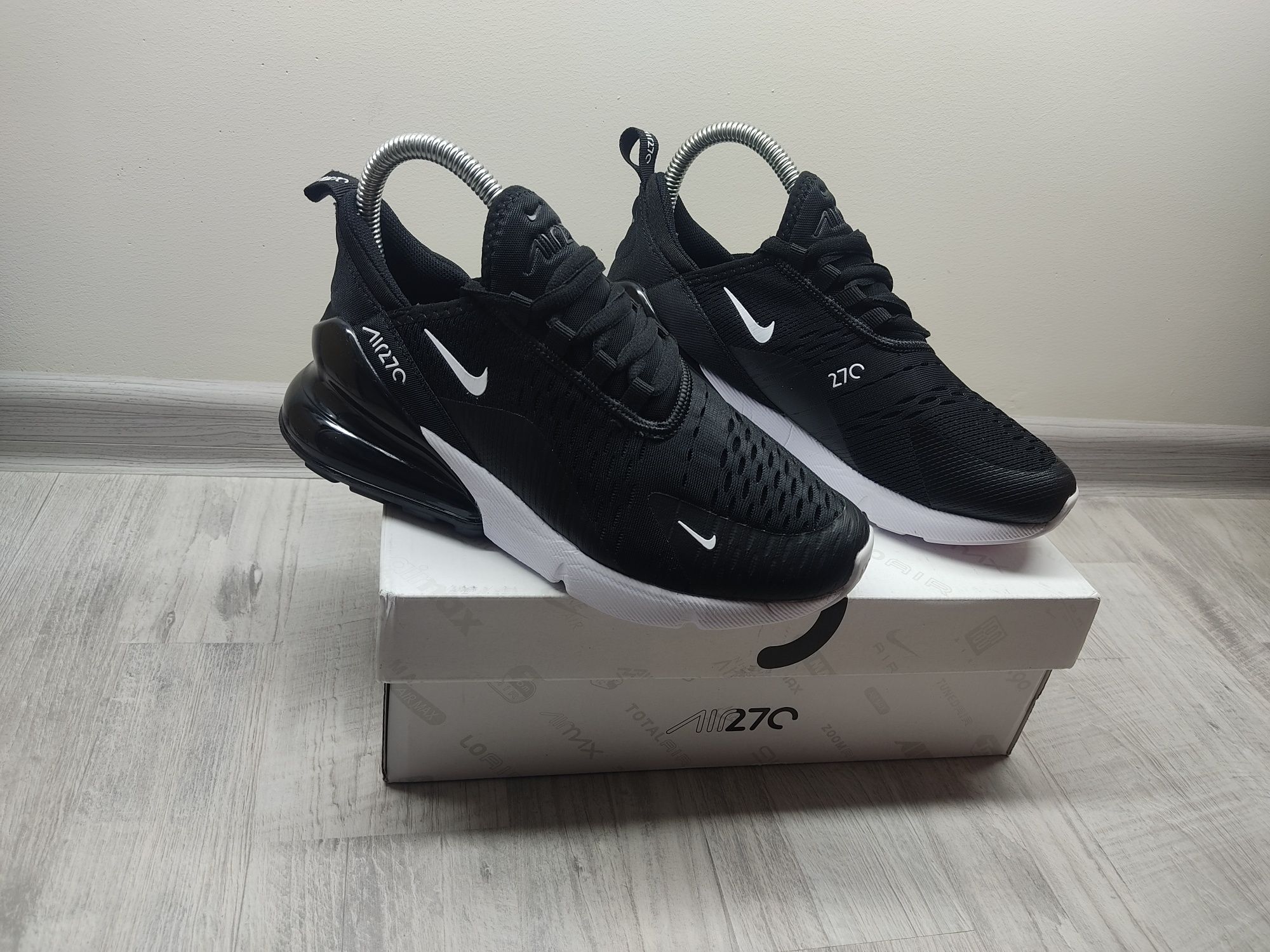 Жіночі кросівки Nike Air Max 270 Black