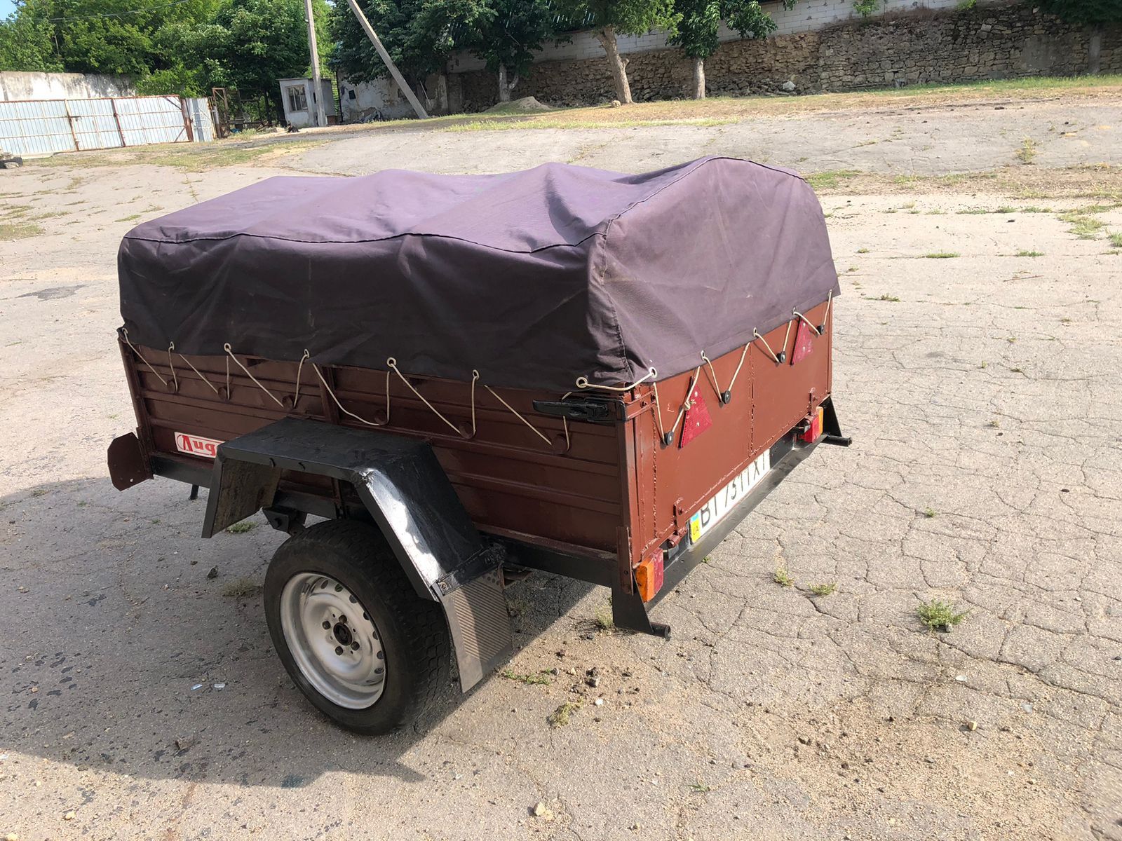 Продам прицеп к легковому автомобилю