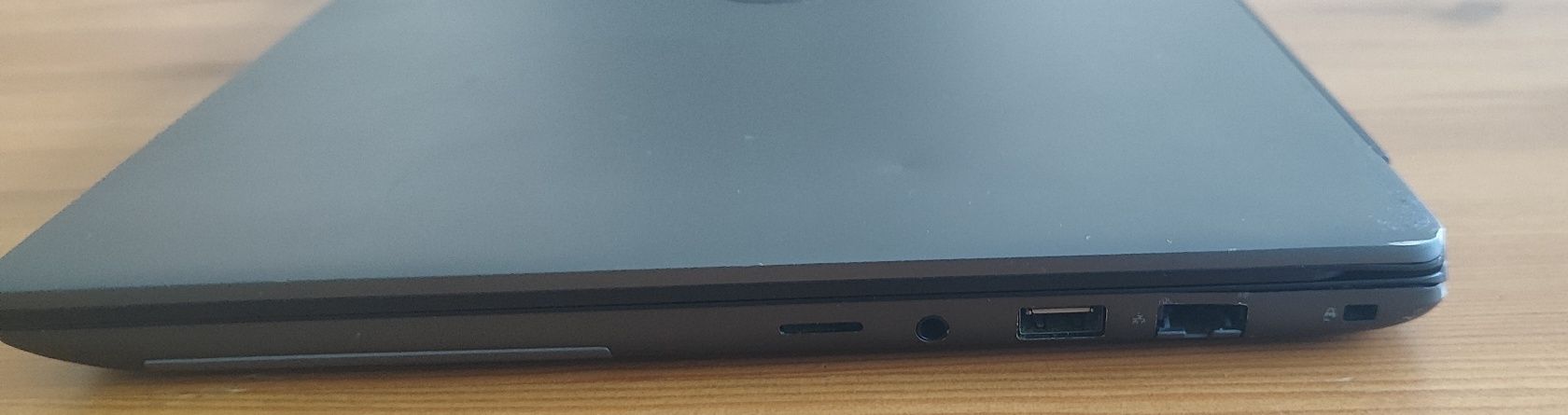 Dell Vostro 5490