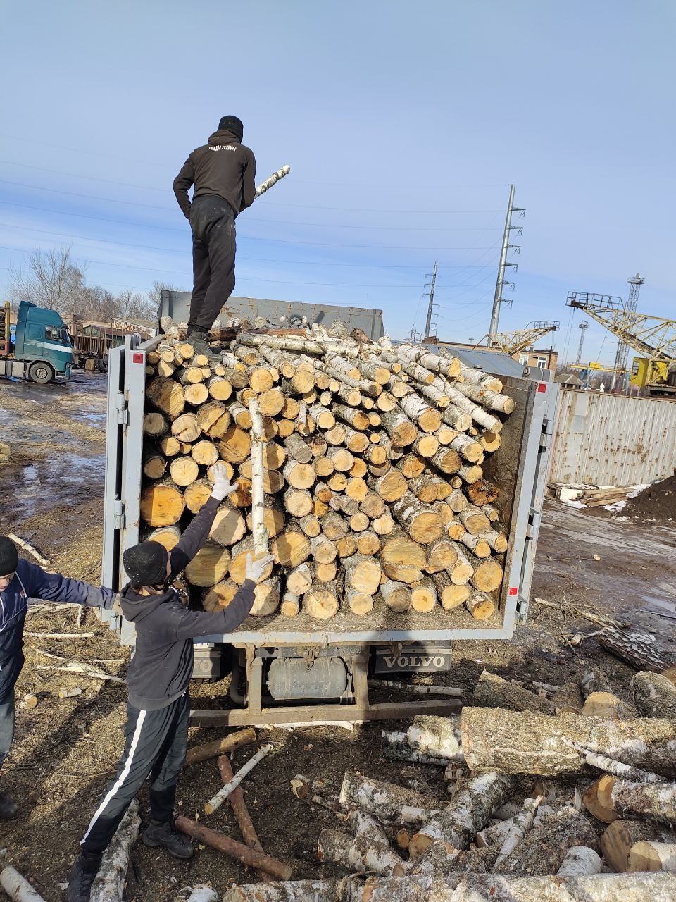 Грузчики Полтава Вантажники. Грузоперевозки. Перевезення вантажні