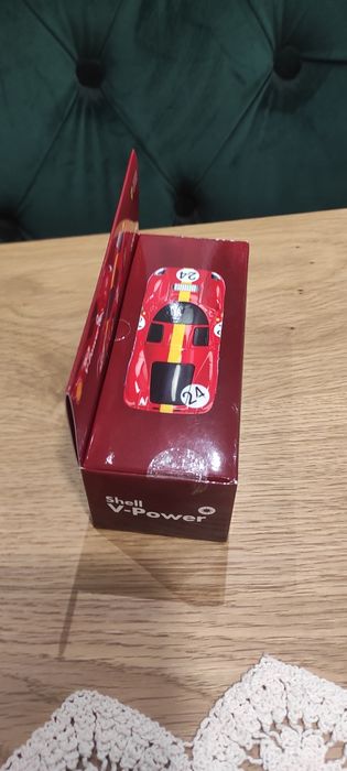 Ferrari 330 P4 Shell V-power