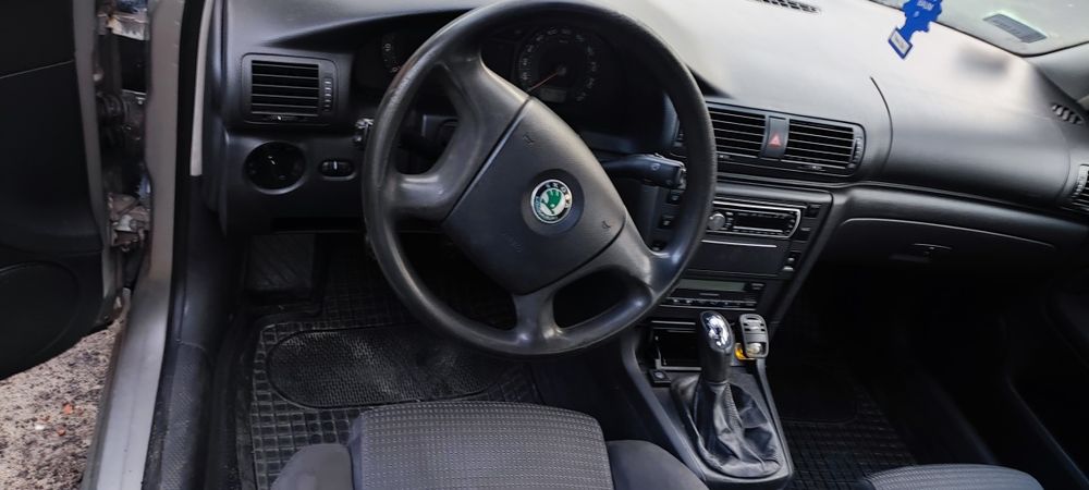 Skoda superb 2,0 benzyna gaz
