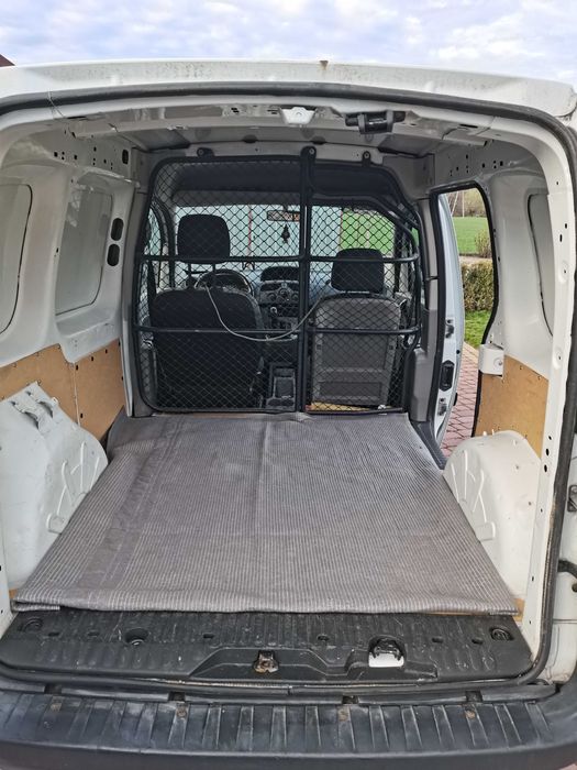 Renault Kangoo uszkodzony silnik