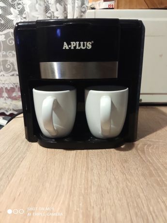 Продам кавовий апарат A-plus новий