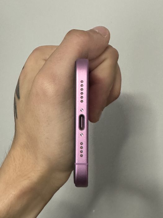 Вживаний Apple iPhone 16 Plus ( PINK ) 128GB