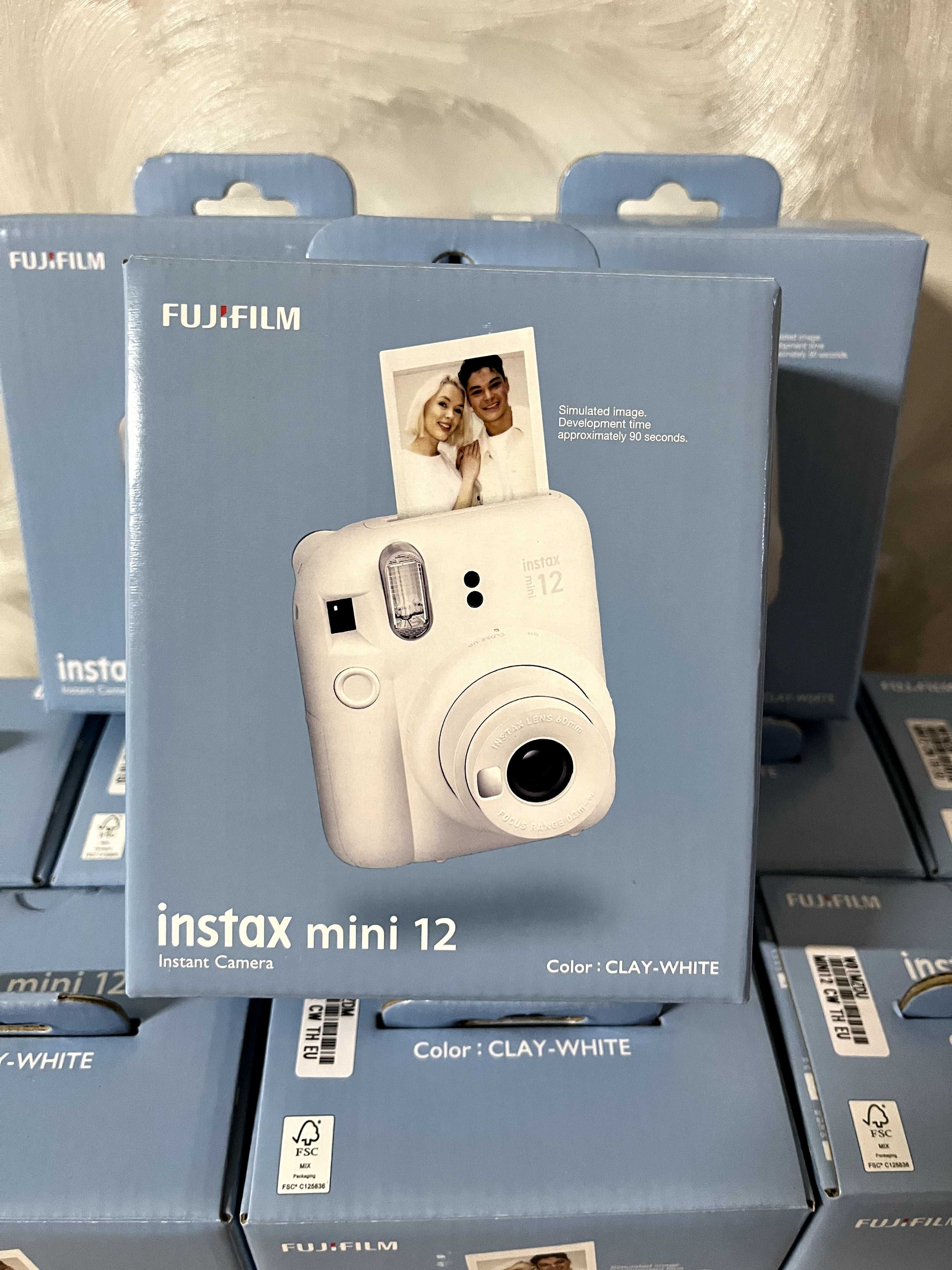 Фотокамера миттєвого друку Fujifilm Instax Mini 12 Clay White, Нові!