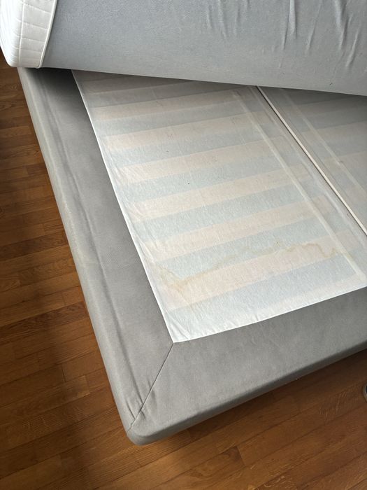 Sommier com pés “espevar” ikea