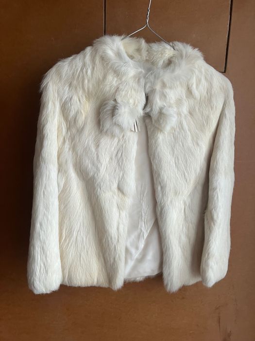 Oryginalne bolerko futrzane z białego królika