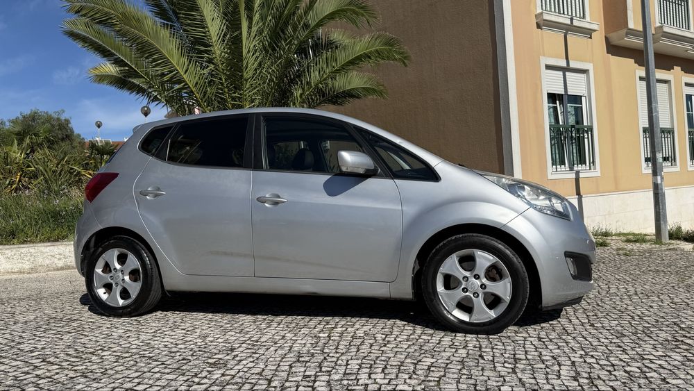 2010 (DIESEL) Kia Venga 1.4 CRDi - Android & Apple CarPlay Auto