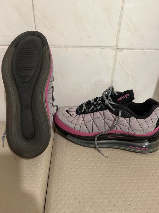 Nike кросівки 39