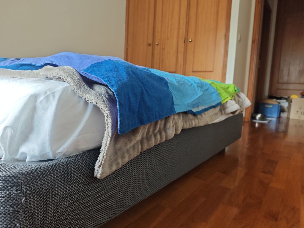 Cama Sommier e colchão