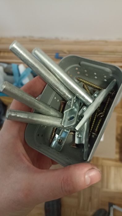 Półka wisząca dwie sztuki skrócone