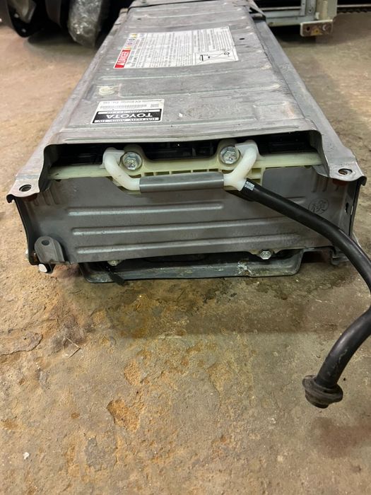 Батарея Toyota prius акумулятор