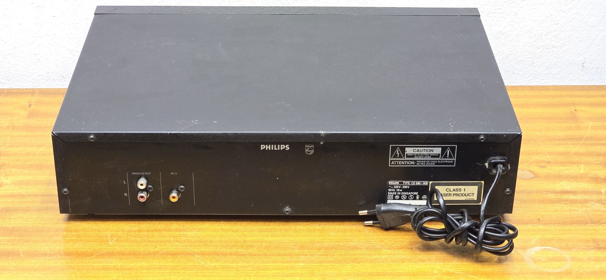 Philips CD 690 odtwarzacz płyt KOMPAKTOWYCH dobór audio