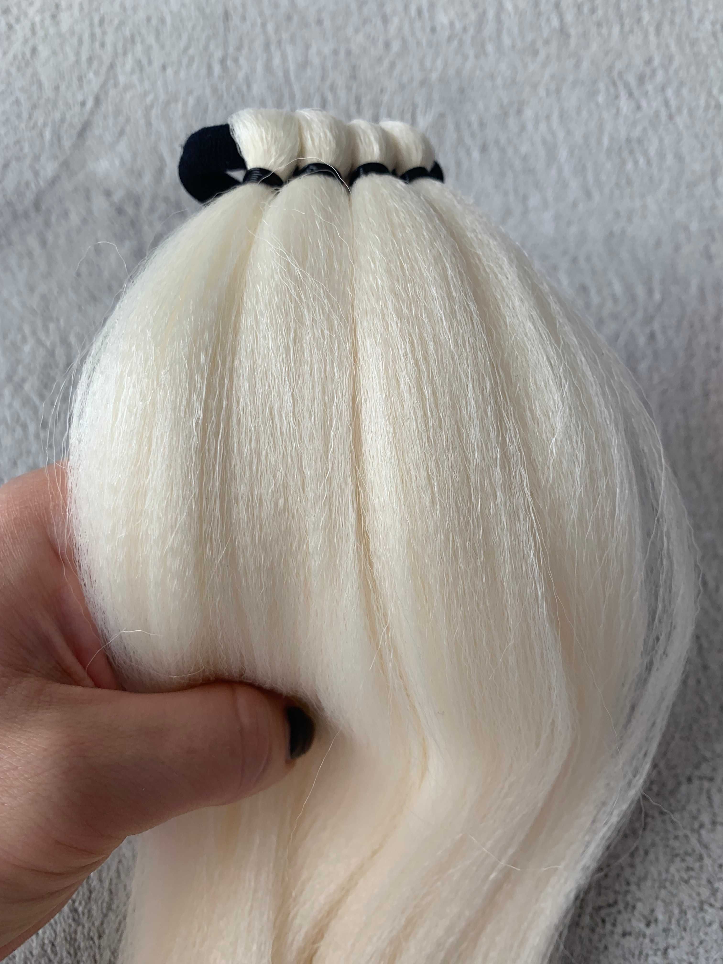 Doczepiane włosy kucyk na gumce 2 w 1 z warkoczem platynowy blond
