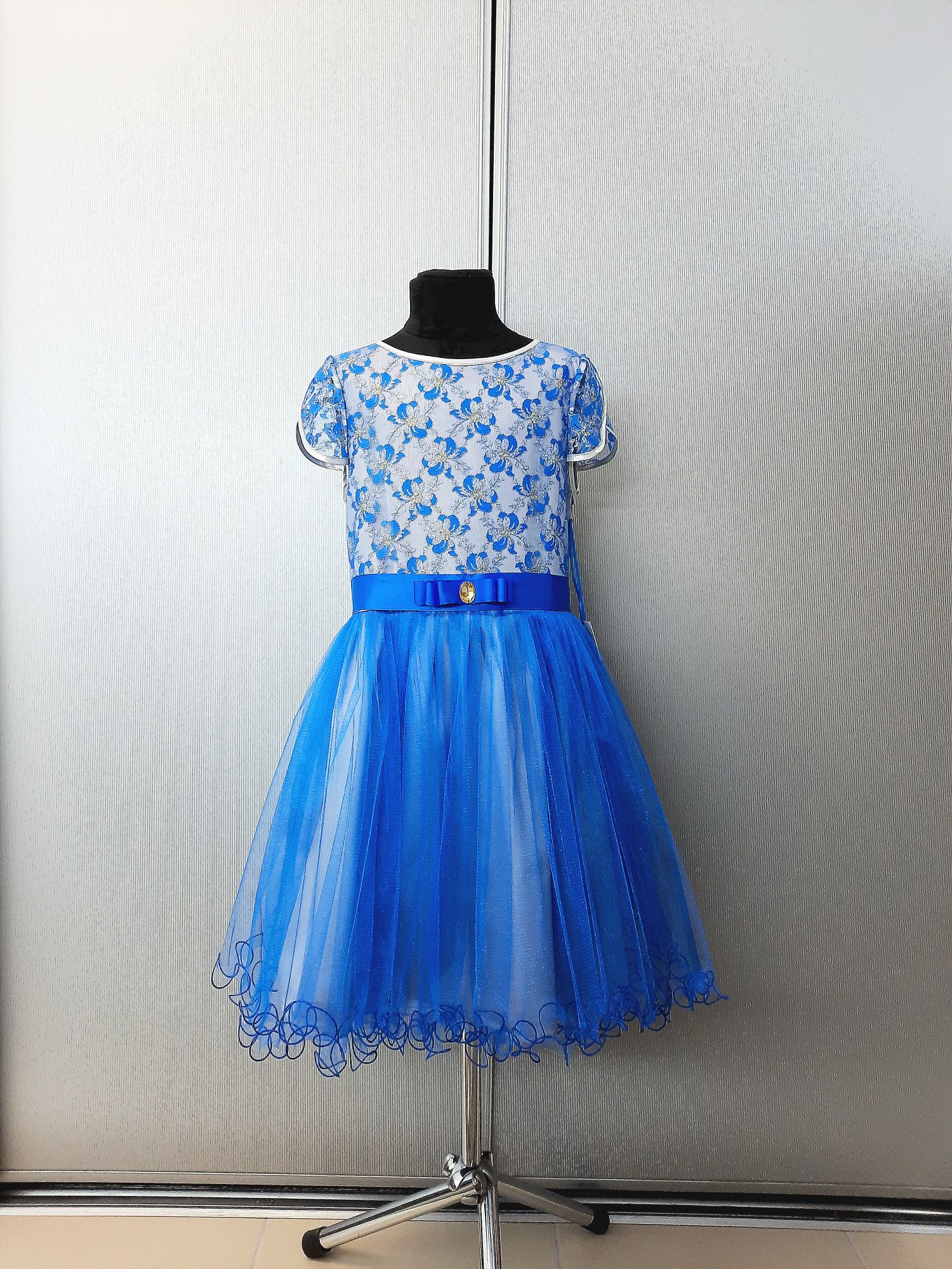 Сукня дитяса святкова синьо - сіра на 9-12  років