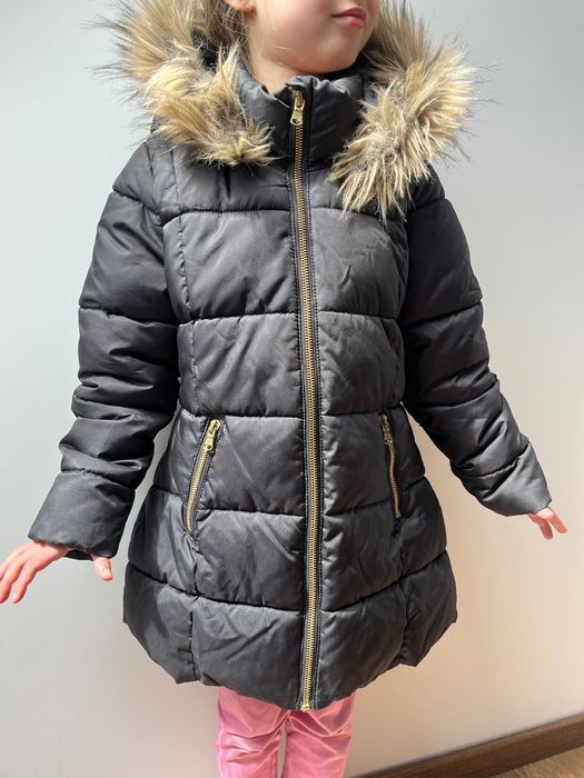 Kurtka zimowa H&M 128-134 parka czarna z futerkiem pikowana długa zara