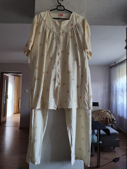 Bawełniana, dwuczęściowa damska piżama z krótkimi rękawami, z długimi