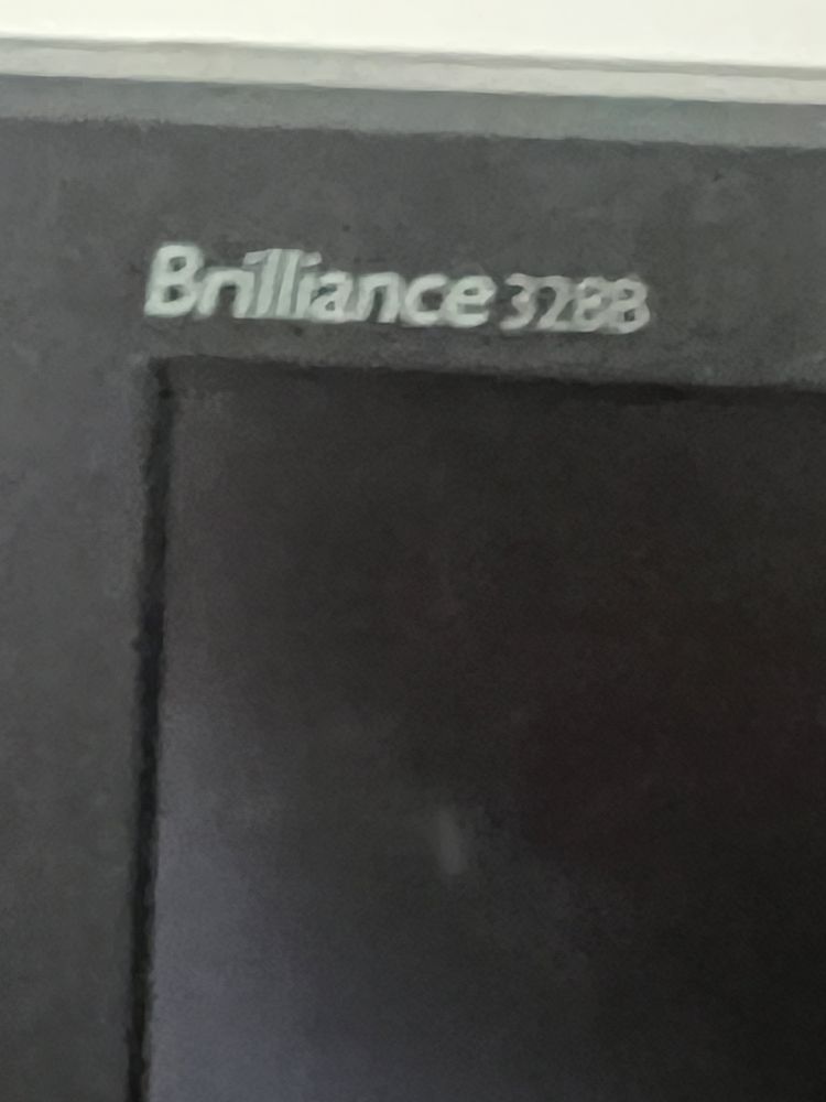 Ekran Philips Brilliance 3288