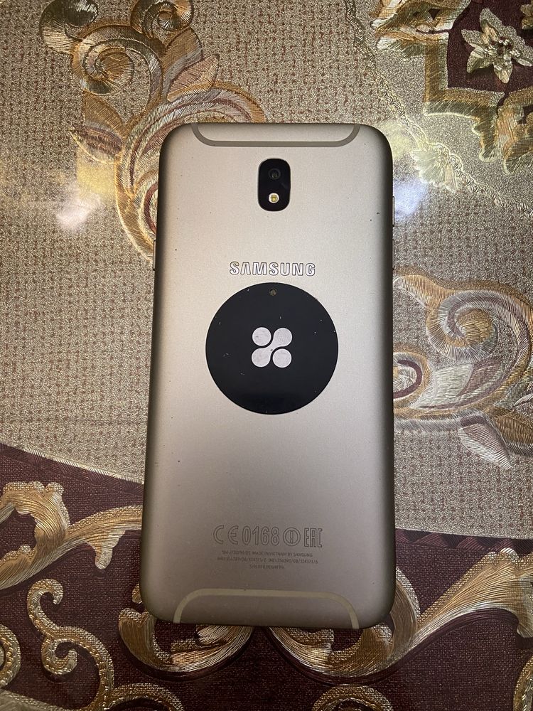 Продам телефон Samsung