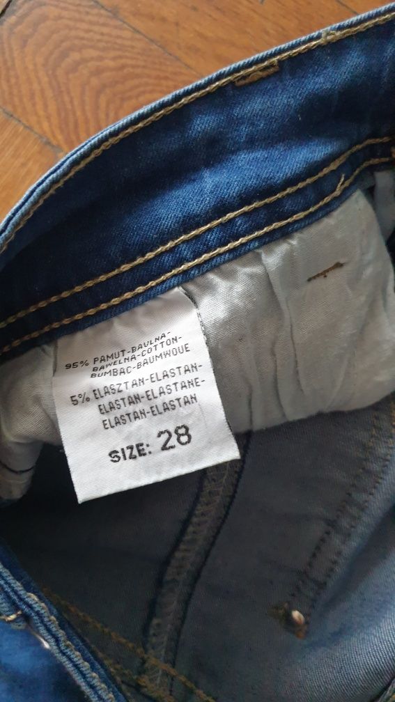 Spodnie jeans dzins