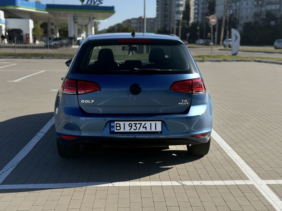 Продам Volkswagen Golf 7 1.4 TSI