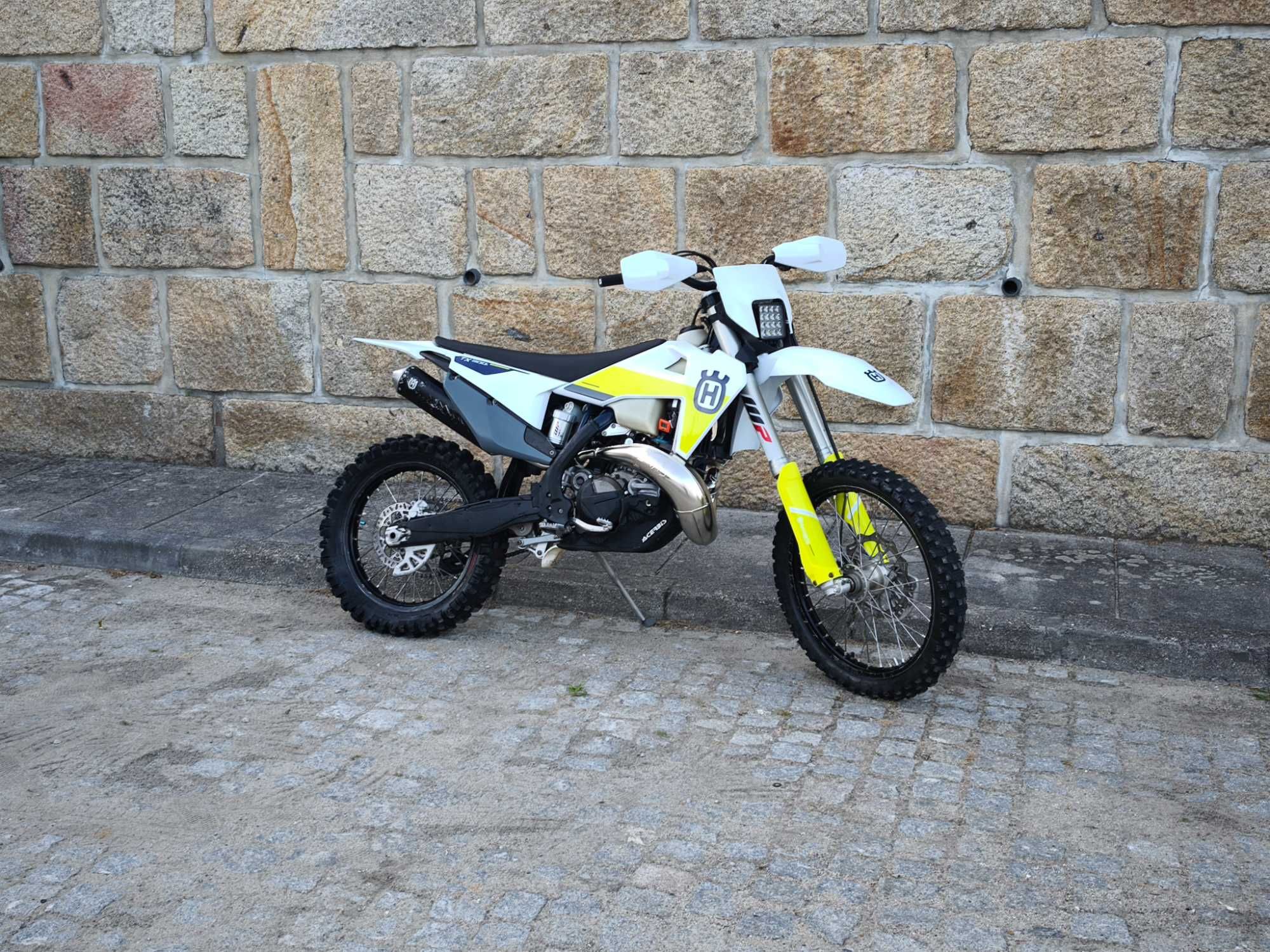 Husqvarna TX 300i