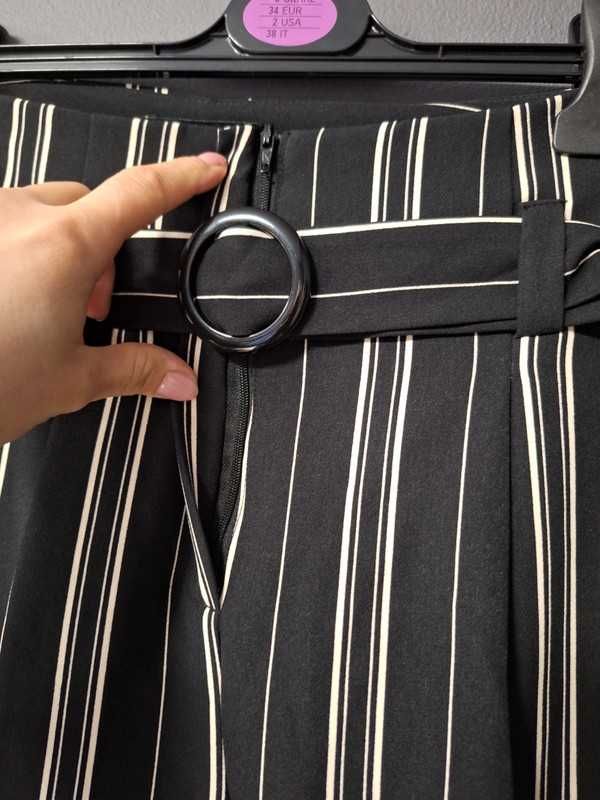 Spodnie w paski, z ozdobnym paskiem, high waist, 36 8 S