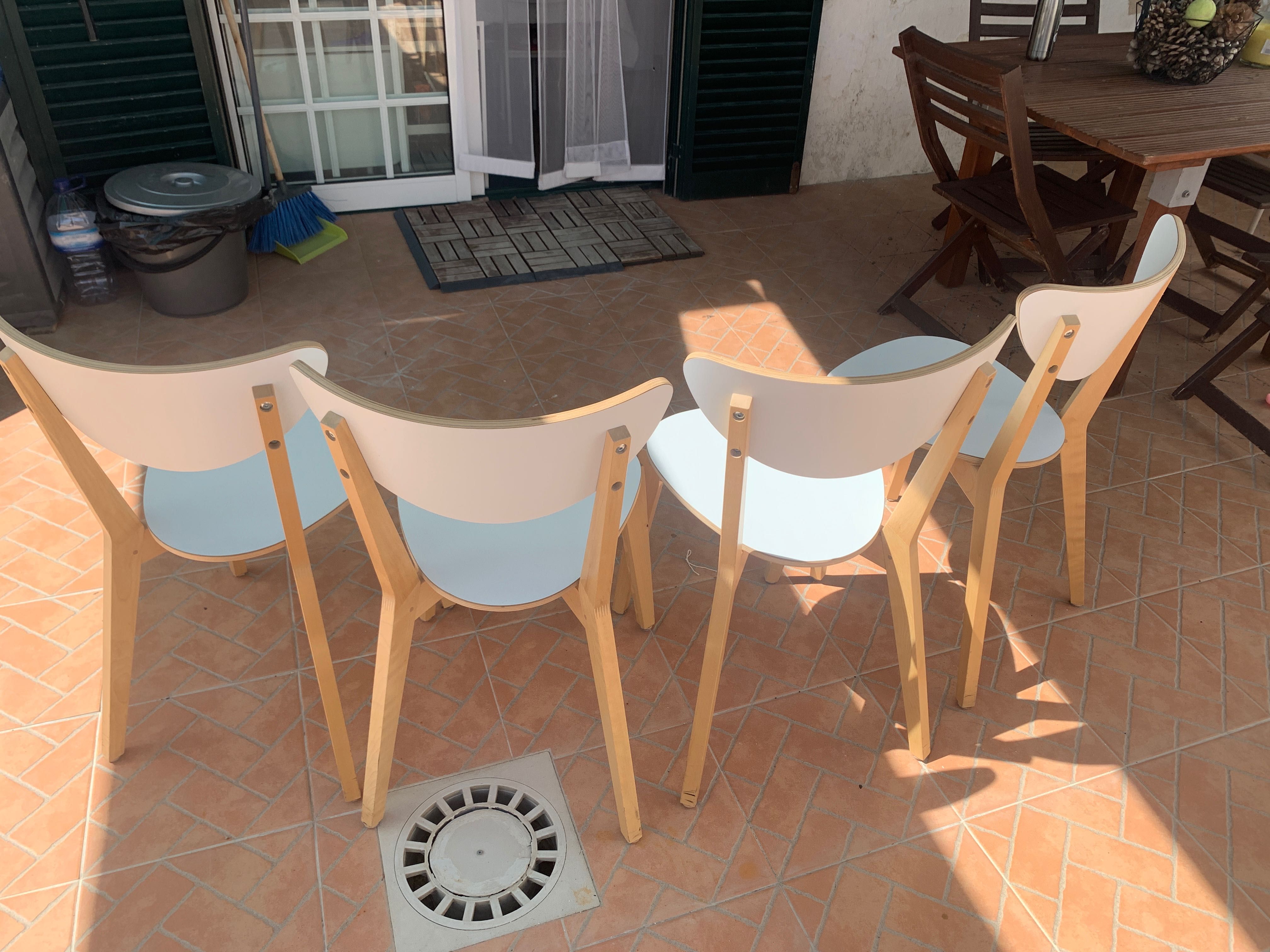 Cadeiras Ikea ótimas