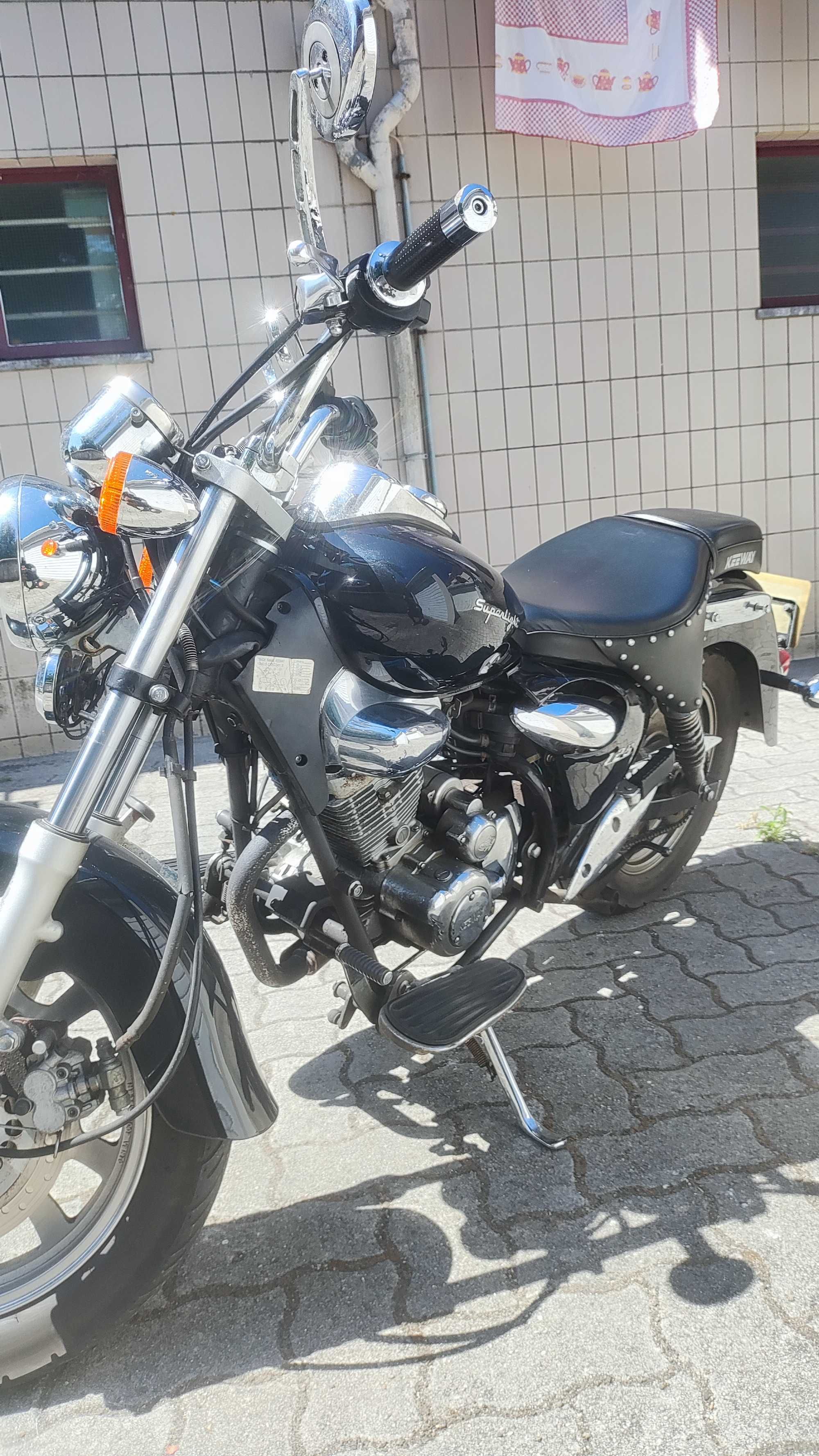 Keeway Superlight 125